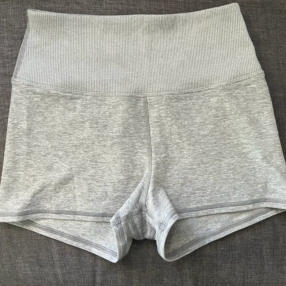 Alo Yoga Women's Athletic Gray Heather Small